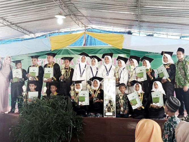 Bibit Generasi Qur'an di Merapi
