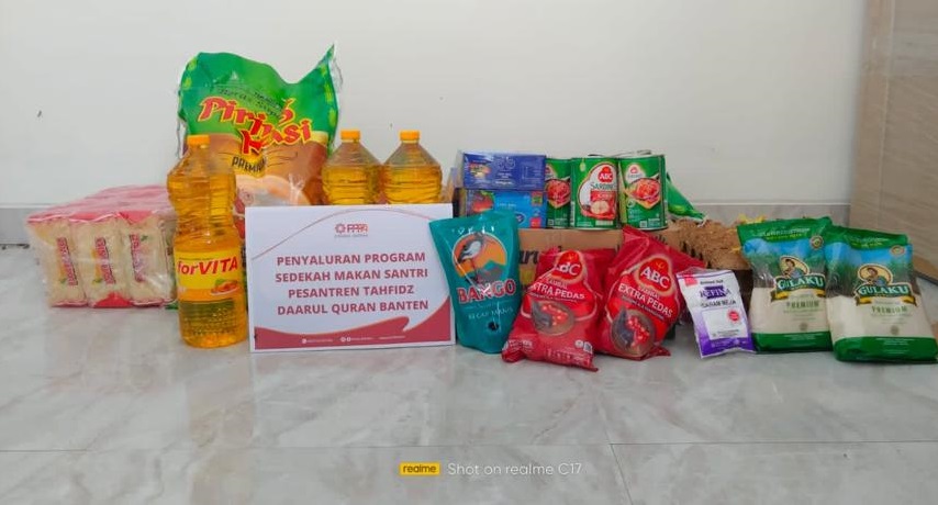 PPPA Daarul Qurâ€™an Banten Salurkan Sembako untuk Santri